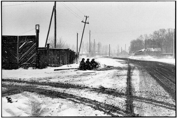 Иркутск в объективе Брессона