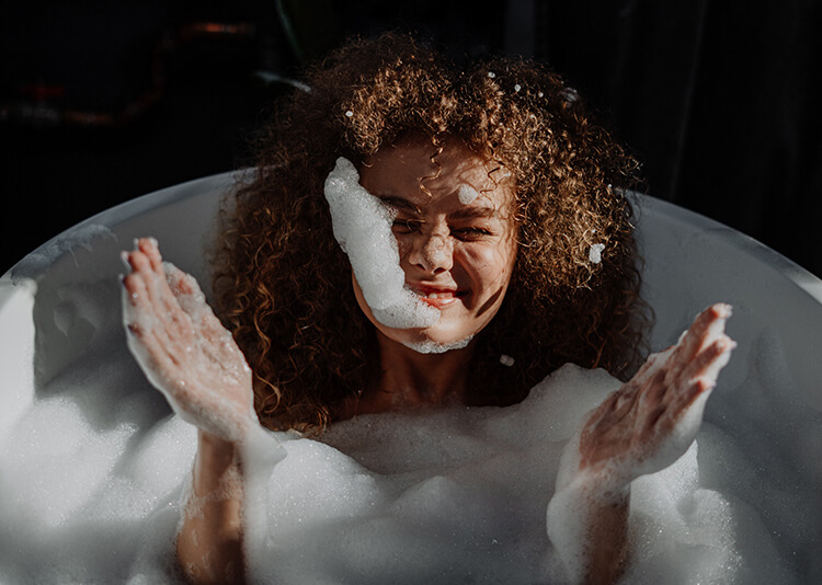 Фотосессии в ванне с пеной