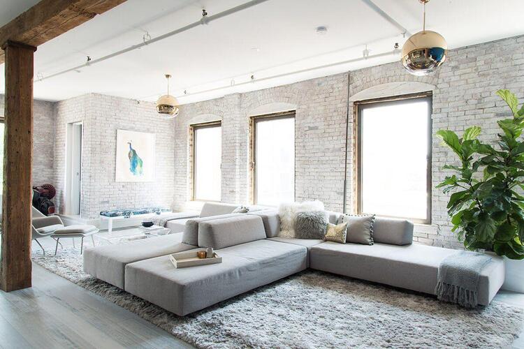 Светлая студия-лофт