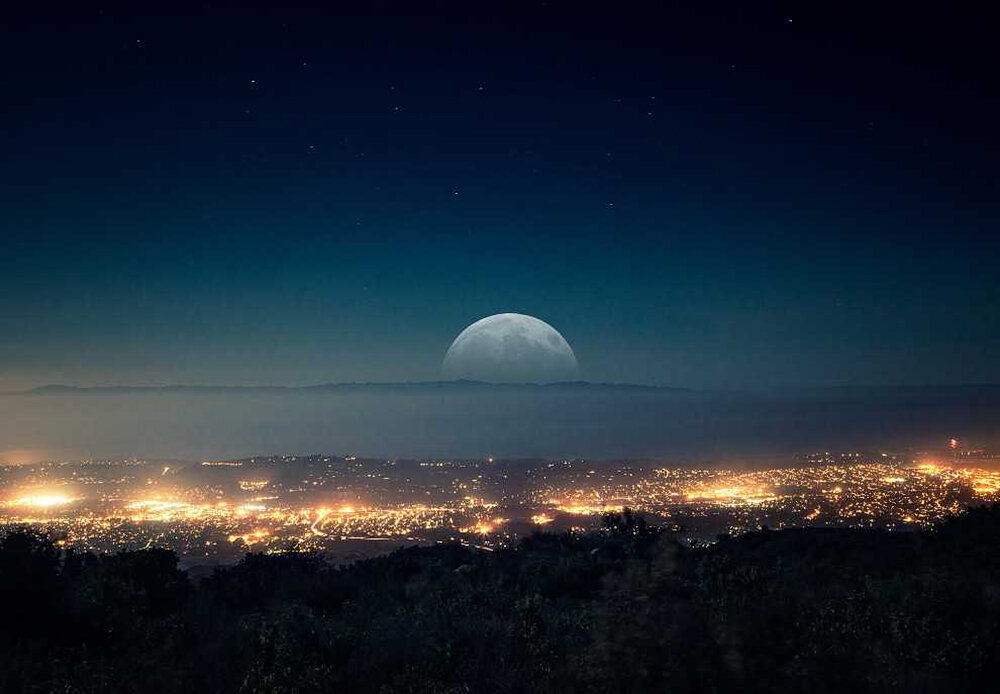 Восходящая Луна