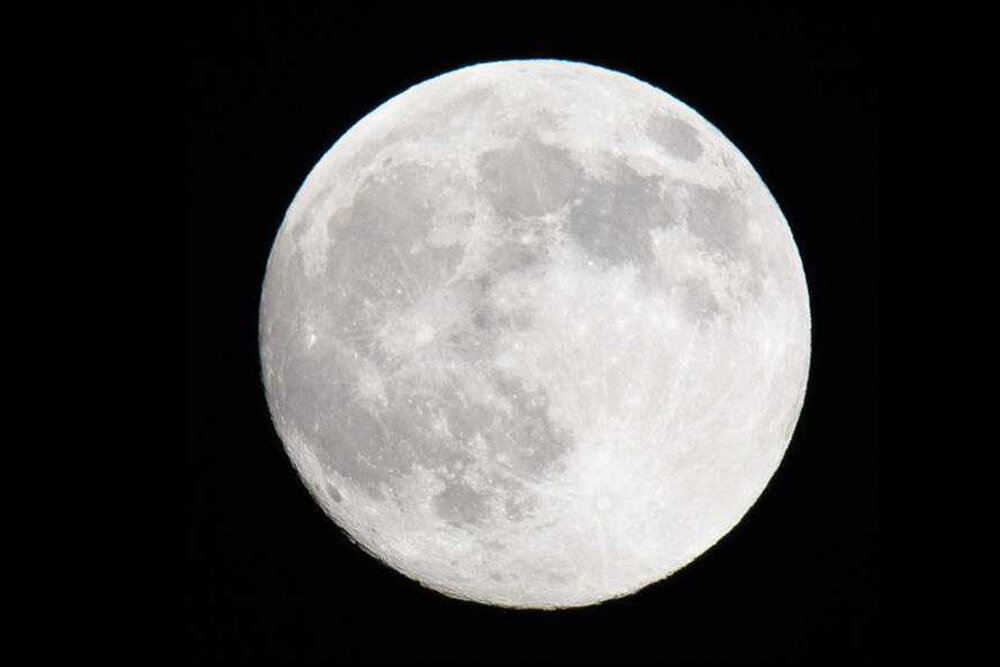 Фотография Луны крупным планом