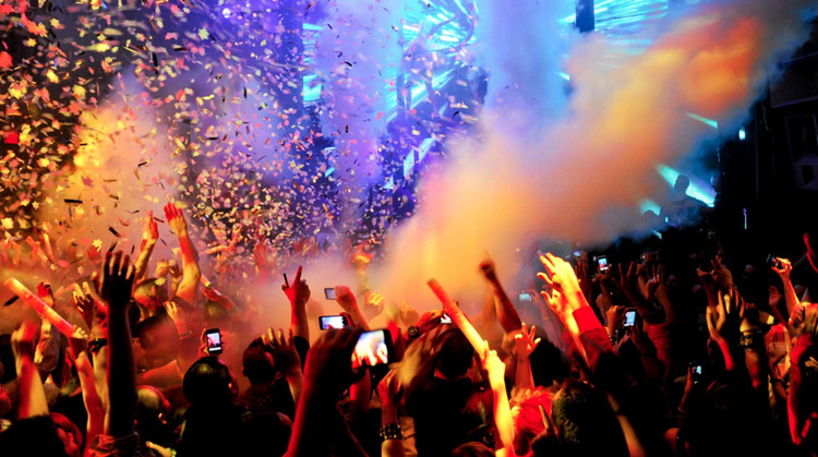 оранжевый свет